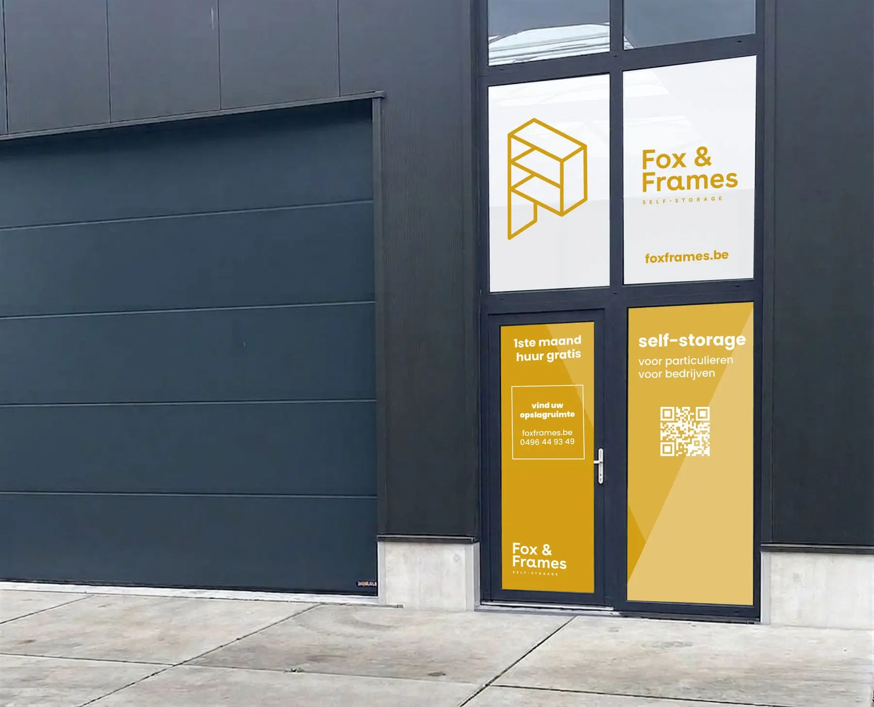 Gevel van Fox & Frames Self Storage in Sint-Truiden met logo en welkomstactie